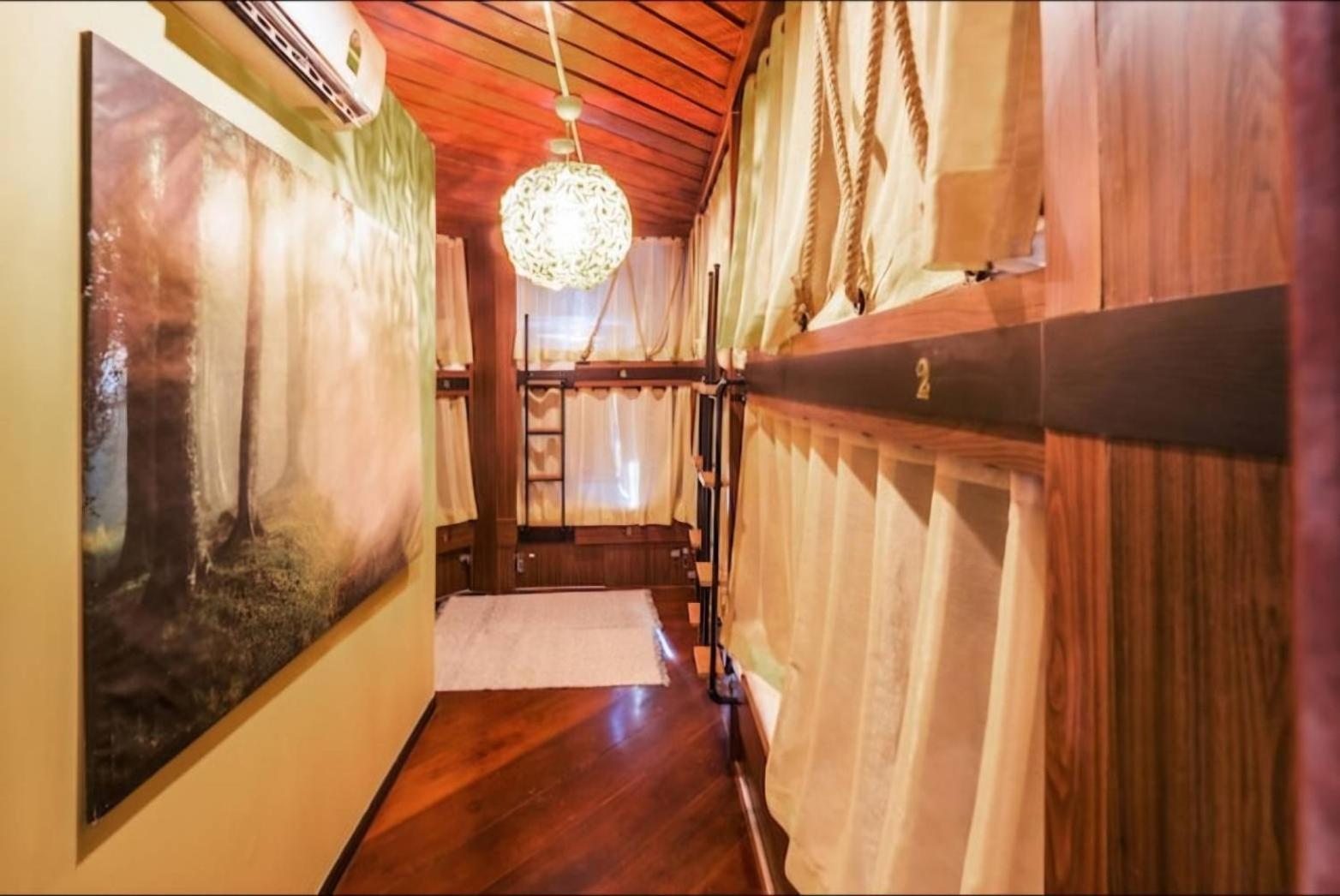 100 Years Building Bangkok Old Town By Seen Hostel Экстерьер фото
