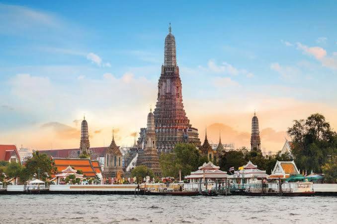 100 Years Building Bangkok Old Town By Seen Hostel Экстерьер фото