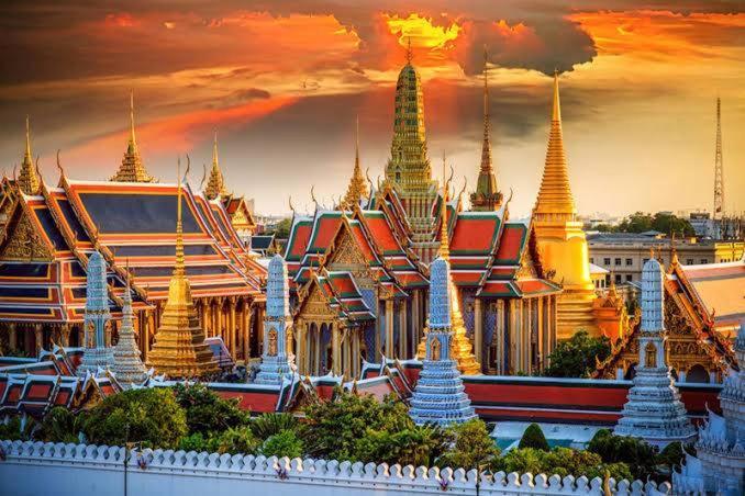 100 Years Building Bangkok Old Town By Seen Hostel Экстерьер фото